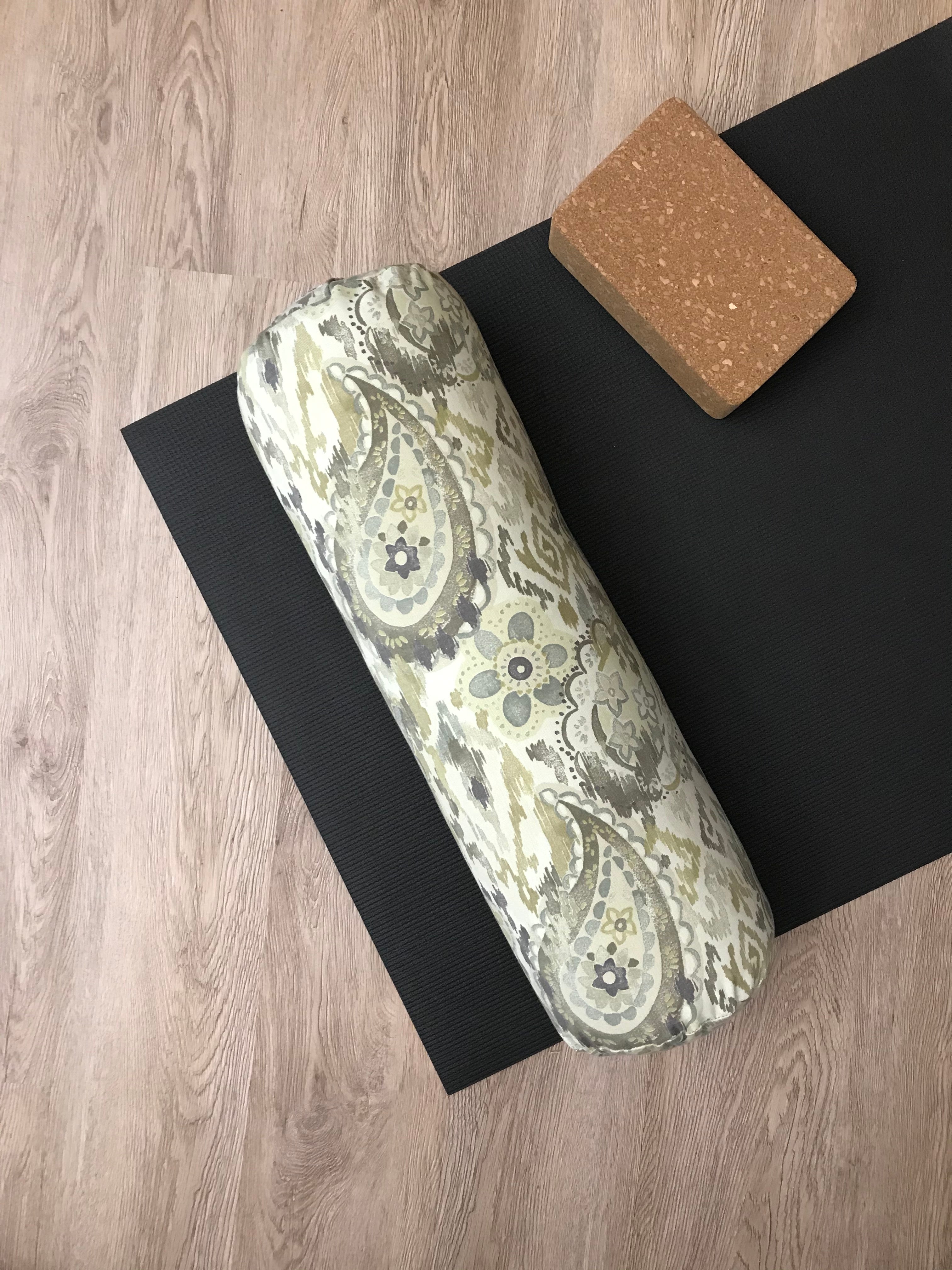 Yoga outlet Bolster - Paisley Gold