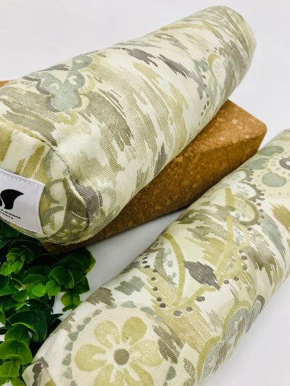 Mini yoga bolster in durable fabric, sage green paisley fabric. Cushion and support the body in the practice of yoga and meditation.Removeable cover. Made in Canada by My Yoga Room Elements