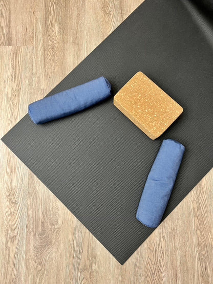 Mini yoga bolster in durable fabric, solid medium blue fabric. Cushion and support the body in the practice of yoga and meditation.Removeable cover. Made in Canada by My Yoga Room Elements